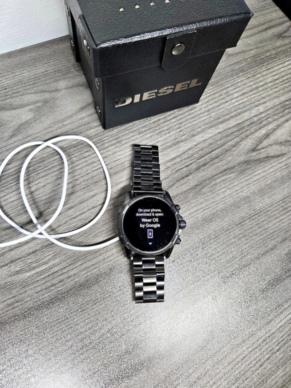 Diesel On Full Guard 2.5 DZT2010 Smartwatch Black Stainless Steel w/ Box Charger